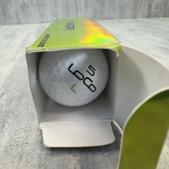 Dunlop Loco Ladies Golf Ball 3 Pack - Picture 3 of 3